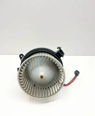 Mercedes-Benz SL R231 Heater fan/blower BEHR V7771001