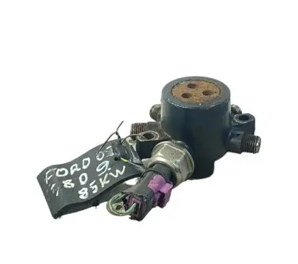 Ford Focus Fuel main line pipe R9144Z020D