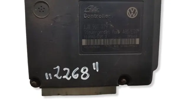 Skoda Octavia Mk1 (1U) ABS Pump 1J0907379A CCU7D22B35 10094603213