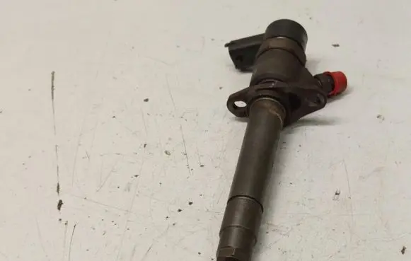 Volvo XC90 Fuel injector 0445110078 8658352