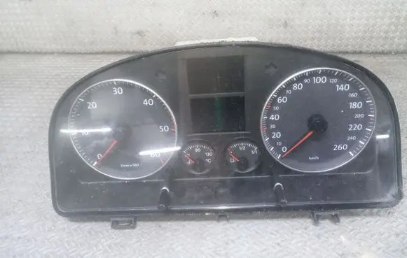 Volkswagen Touran I Speedometer (instrument cluster) 1T0920860G 110080217