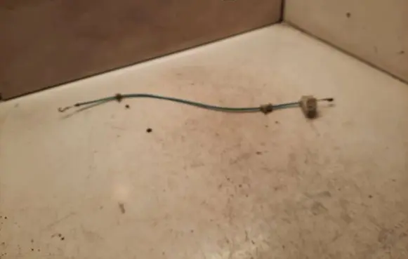 Front door cable line
