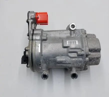Nissan Leaf II (ZE1) Air conditioning (A/C) compressor (pump) 926005SA1B