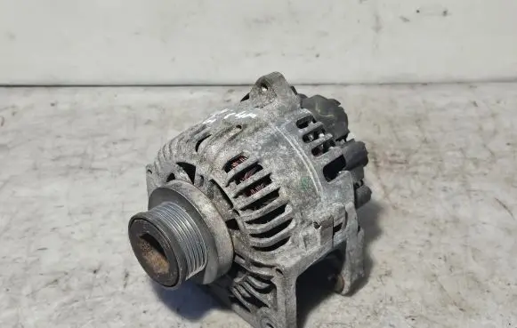 Renault Megane II Generator/alternator 8200100907 2542664D