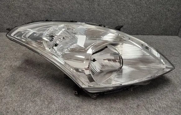 Suzuki Swift II Headlight/headlamp P8798RSCZ P8798R