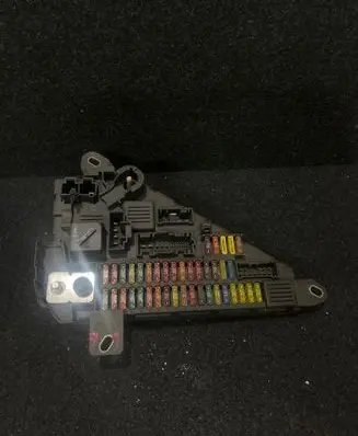 BMW 5 E60 E61 Fuse module 518956040 6906618