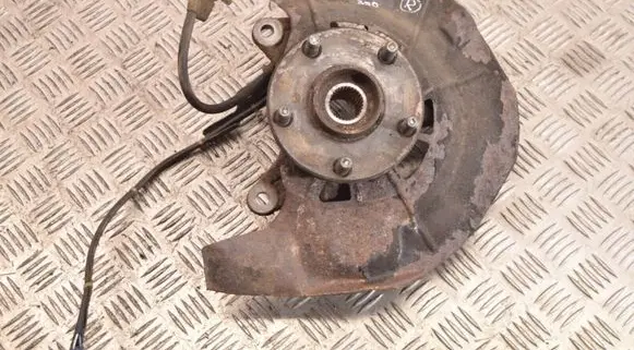 Lexus RX 300 Front wheel hub