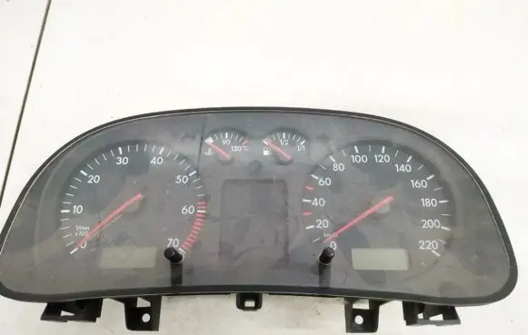Speedometer (instrument cluster)