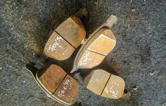 Ford Focus Brake pads (front) 