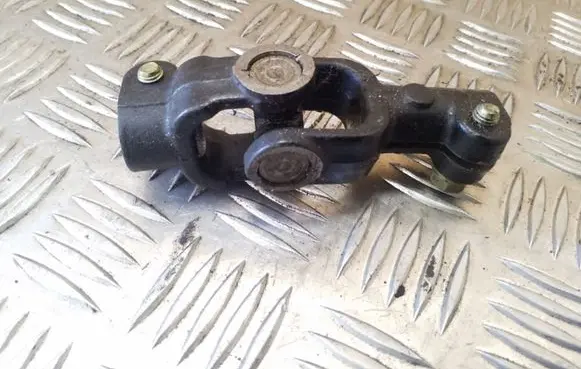 Toyota RAV 4 (XA20) Steering column universal joint