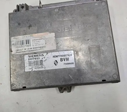 Renault 19 Engine control unit/module 7700860265 7700885526 101715101D