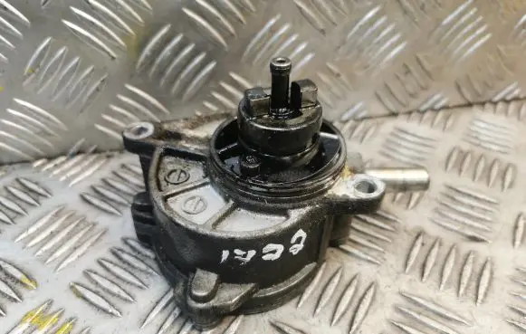 Mercedes-Benz CLK A209 C209 Vacuum pump 6462300165 A6462300165