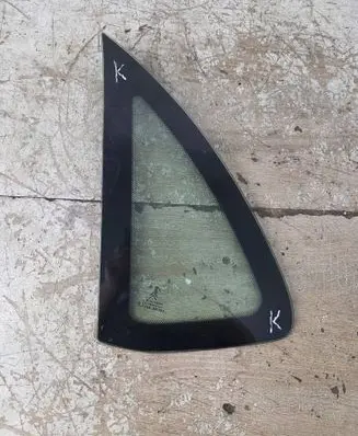 Citroen C3 Rear side window