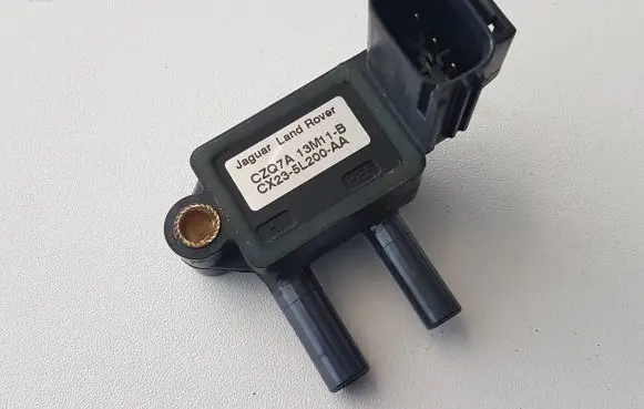 Jaguar XF X250 Exhaust gas pressure sensor CX235L200AA CZQ7A13M11B