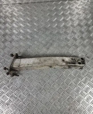 Alfa Romeo Giulietta Front bumper shock/impact absorber 51811229DX