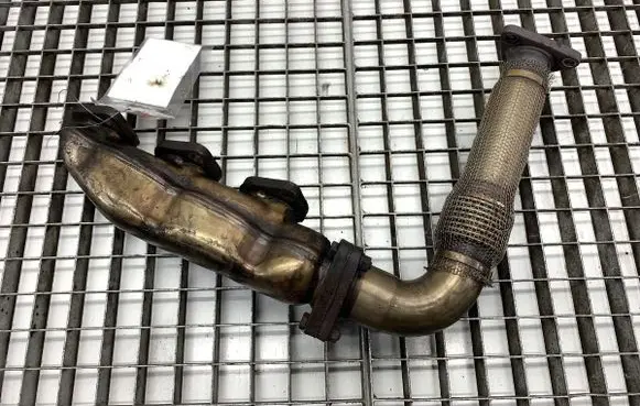 Audi A5 8T 8F Exhaust manifold 059253034L