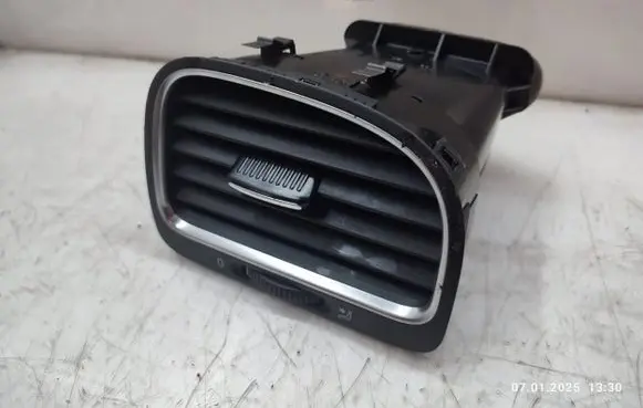 Volkswagen Golf VI Dashboard side air vent grill/cover trim 5K0819710D