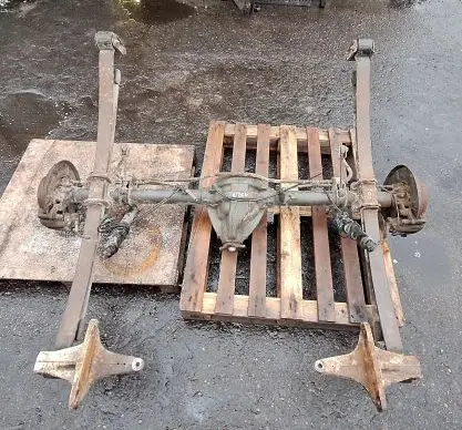 Volkswagen Crafter Rear axle beam with reductor 