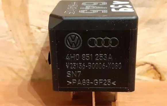 Volkswagen Touran III Other relay 4H0951253A