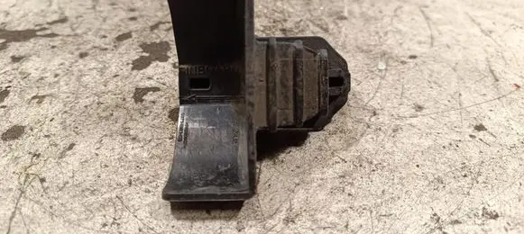 Jaguar XE Radiator mount bracket GX738983C