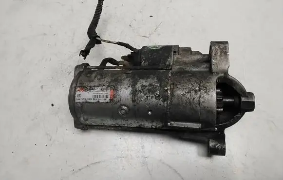 Opel Vivaro Starter motor 5901259421880