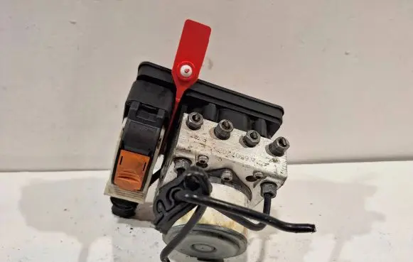 Fiat 500X ABS Pump 52022987