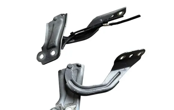 Ford Kuga II Engine bonnet/hood hinges BM51A16801AD BM51A16800AD