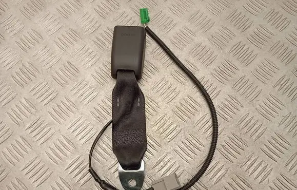 Lexus NX Middle seatbelt buckle (rear) 1129806
