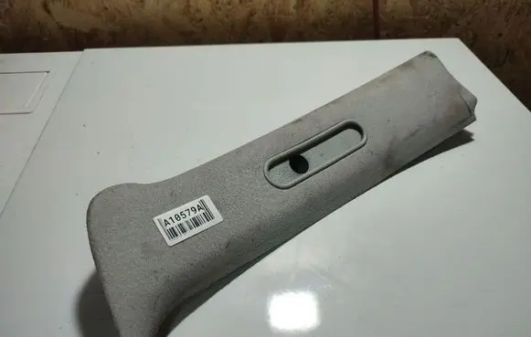 Volkswagen Golf IV (D) pillar trim (bottom) 1J9867288A