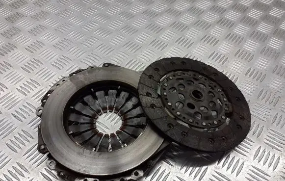 Opel Corsa D Pressure plate BRAK
