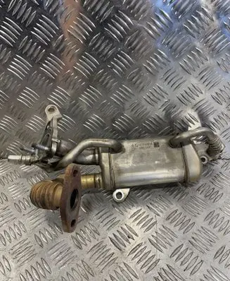 Nissan Qashqai EGR valve cooler 147350364R 40652948C