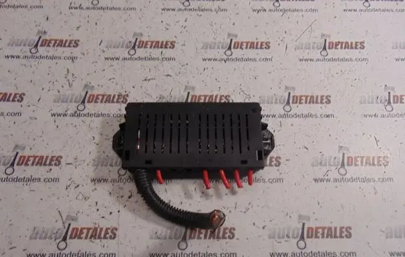 Volvo XC90 Fuse module 9441776