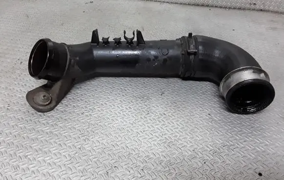Volkswagen Jetta V Intercooler hose/pipe 3C0145770B