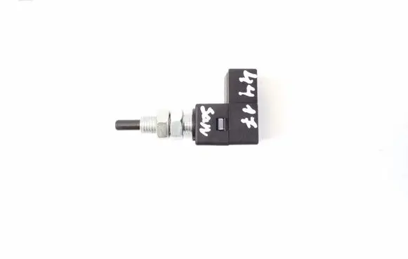 Hyundai Santa Fe Clutch pedal sensor 938403K000