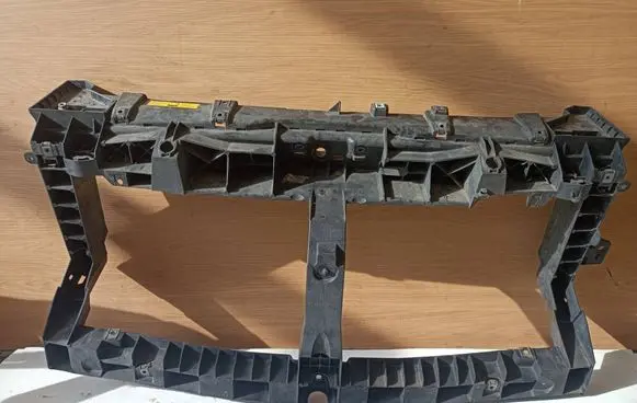 Renault Trafic III (X82) Headlight/headlamp mounting bracket 93868911