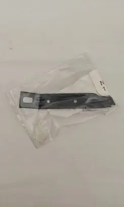 Mercedes-Benz A W169 Fender mounting bracket A1698820107