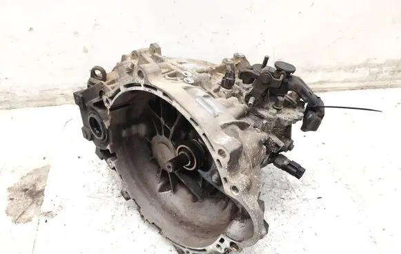 KIA Sportage Manual 6 speed gearbox WFJ6 4300032506