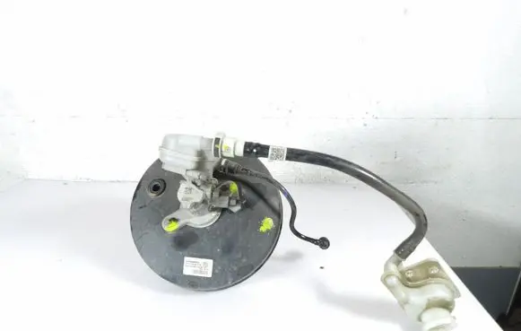 Ford Courier Brake booster AY112B195A1B