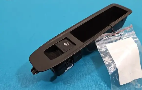 Dacia Duster III Electric window control switch 30S1014514408 IMPRK1569619