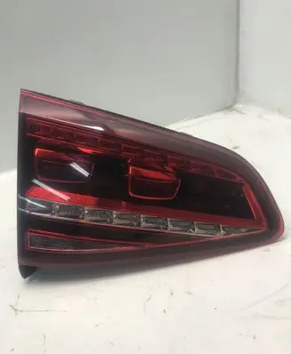 Volkswagen Golf VII Tailgate rear/tail lights 5G0945307G