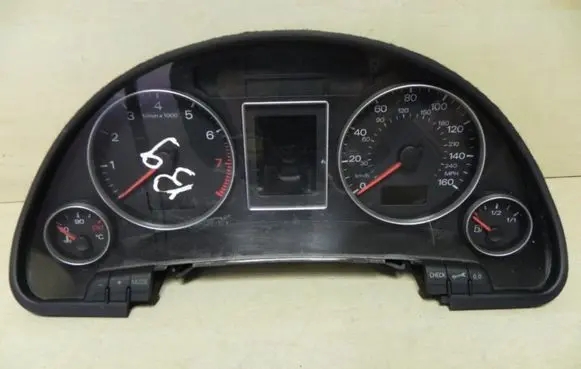 Audi A4 S4 B7 8E 8H Speedometer (instrument cluster) 8E0920950R B552