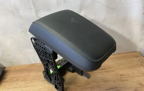 Skoda Karoq Armrest 565864207