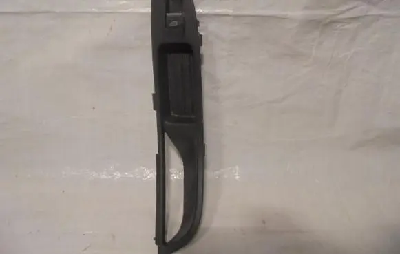 Ford Focus Quarter vent window switch 
