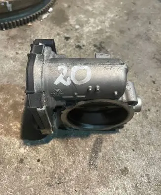Jeep Grand Cherokee Throttle valve 05184349AE