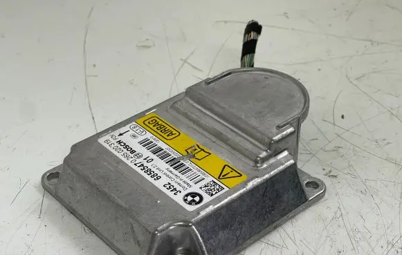 BMW X3 F25 Airbag control unit/module 6858547