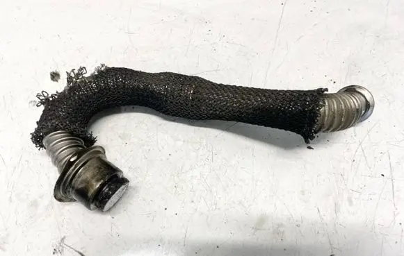 Citroen C3 Picasso EGR valve line/pipe/hose 9646996980 9313a
