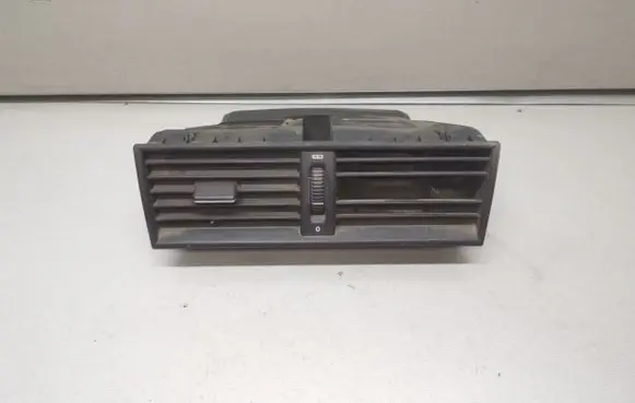 Mercedes-Benz C W202 Dash center air vent grill 2028300554