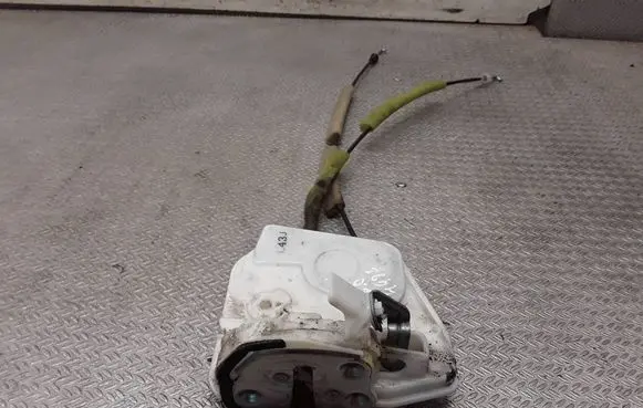 Mazda 6 Rear door lock 