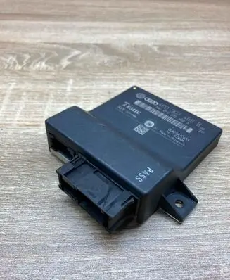 Audi A6 S6 C6 4F Gateway control module 4F0907468B