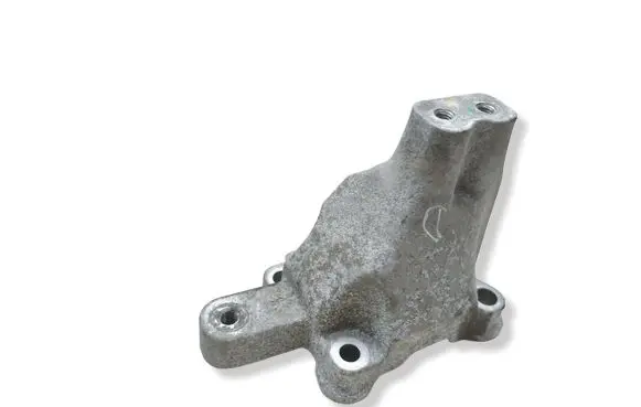 Jeep Grand Cherokee WL Engine mounting bracket 68375850AA